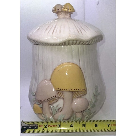 Arnels Mushroom Ceramic 11 Inch Cookie Jar / Canister Tan Mushroom Cap - Picture 14 of 15